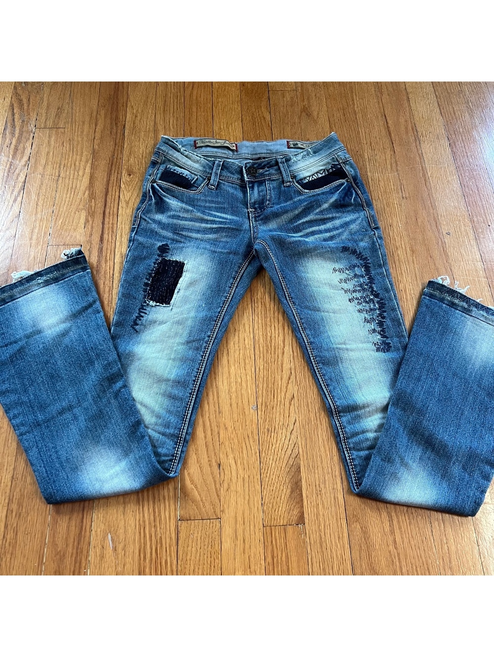 Vintage Y2K vanilla star Low Rise Flare Jeans with boho grunge details